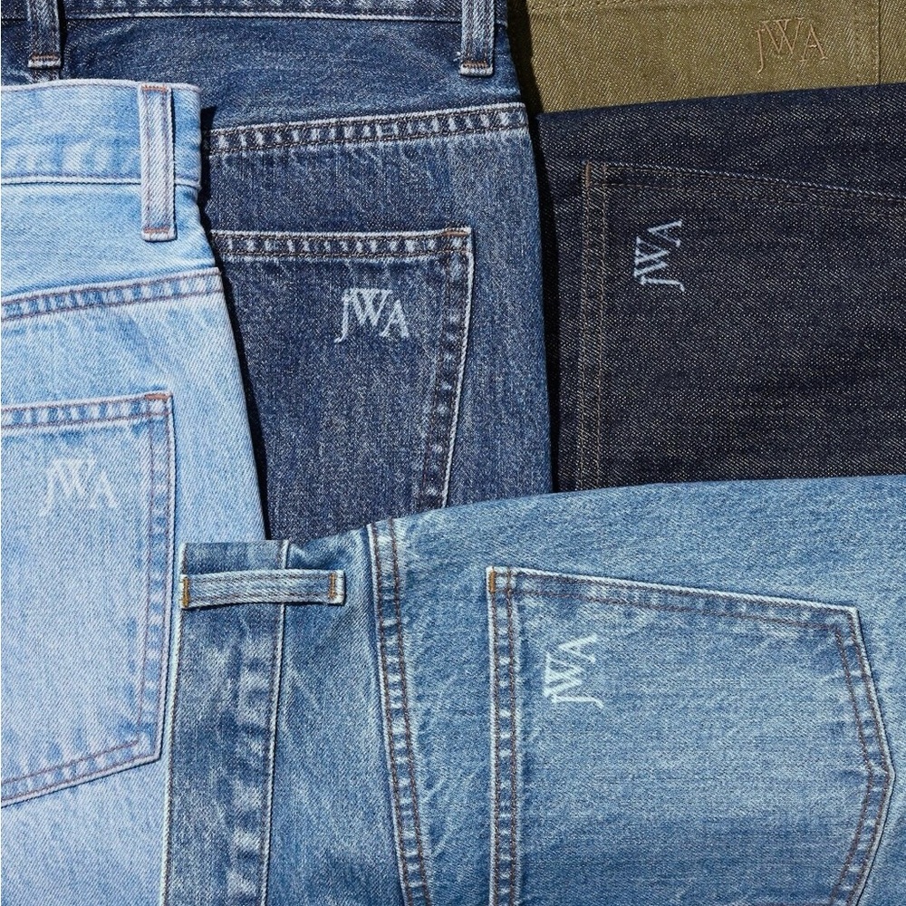3 for 2 Uniqlo Women's Blue and Dark Blue Jeans JWA